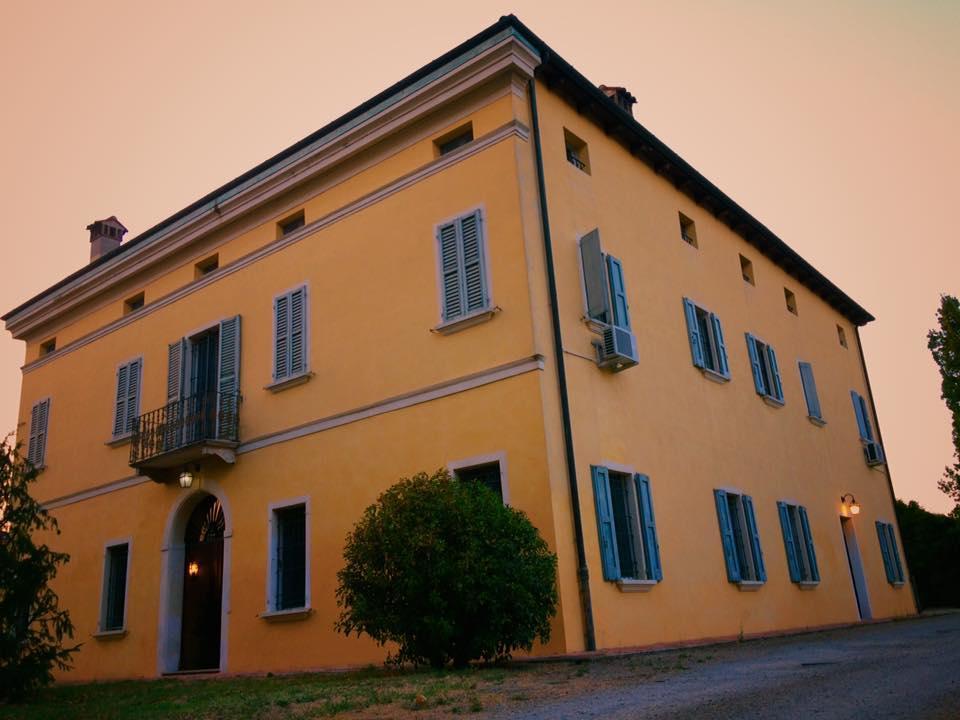 R&B Villa Tartaruga Castelfranco Emilia Exterior photo